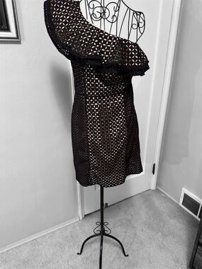 Vintage J. Crew Black and Tan One Shoulder Dress Size 4